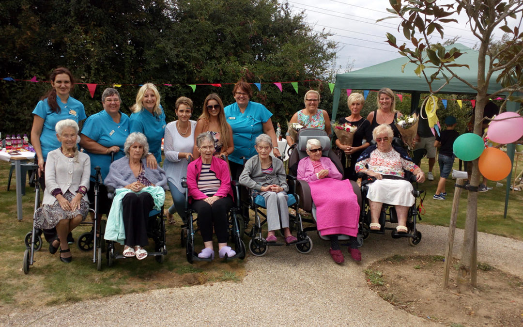 Summer fun at Hengist Field Care Home