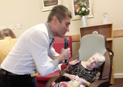 Kevin Walsh sings at Hengist Field Care Home 1