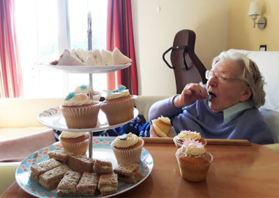 Mothers Day at Hengist Field Care Home 1