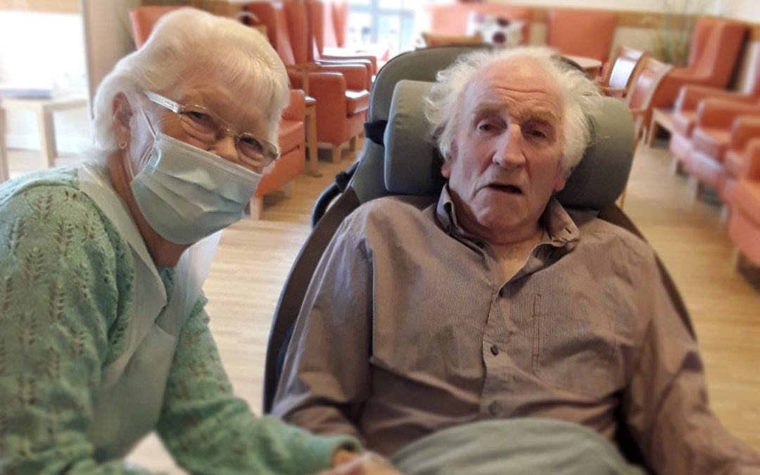 Ken and Pam celebrate their 65th wedding anniversary at Hengist Field Care Home