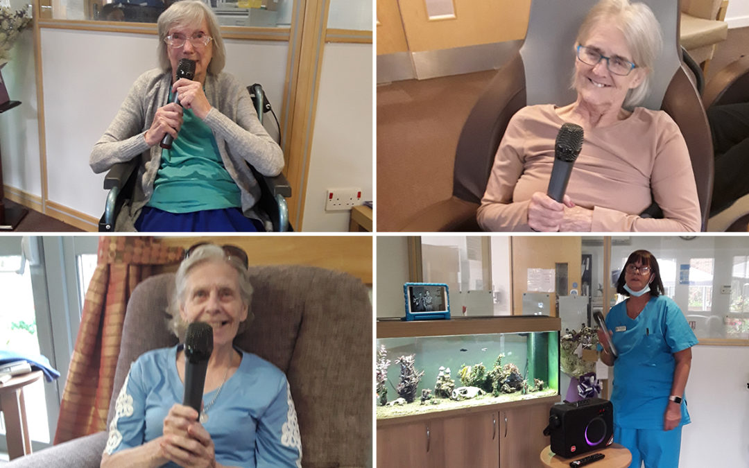 An afternoon of karaoke at Hengist Field Care Home