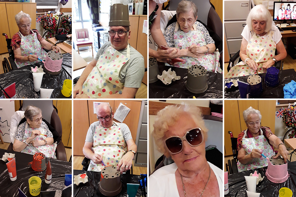 Pots and paints at Hengist Field Care Home