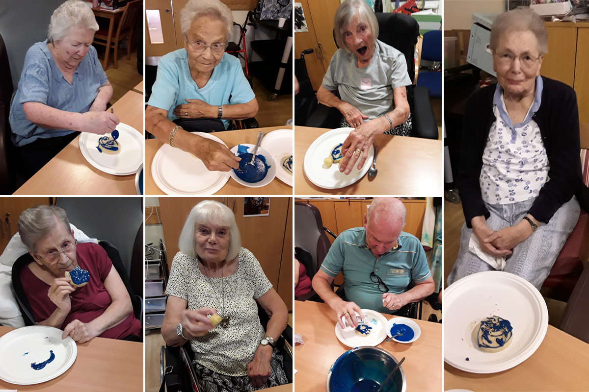 Hengist Field Care Home residents baking for World Alzheimers Month