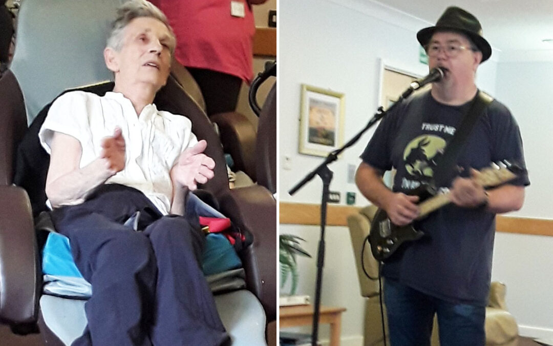 Live music with Rob T at Hengist Field Care Home