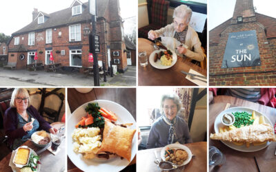 Hengist Field Care Home residents enjoying a pub lunch outing